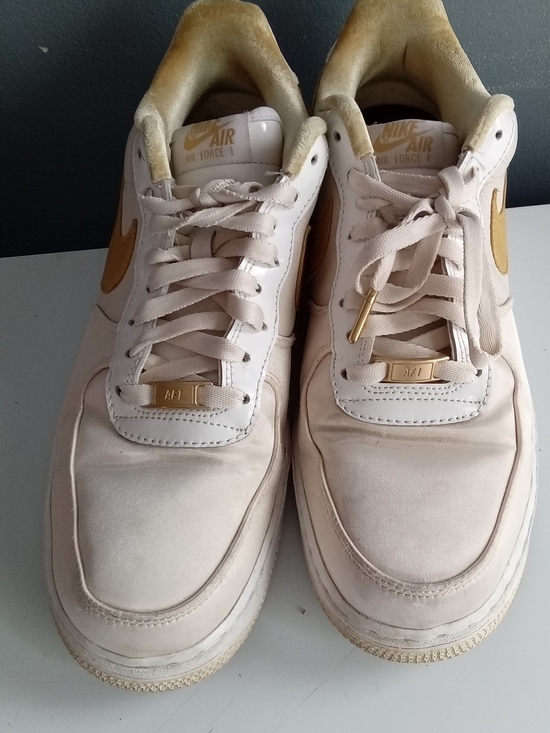 Nike Air Force 1 Men’s Athletic Shoes in Cream‎ and Gold main image 6
